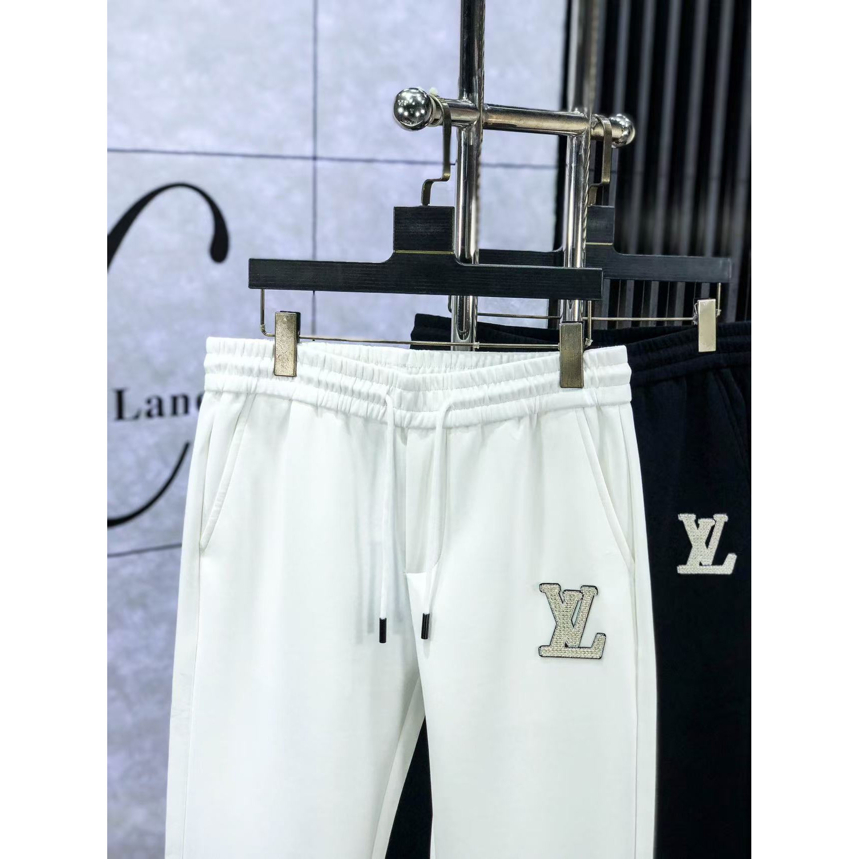 <p>LV 高品质时尚休闲裤(782971)</p>