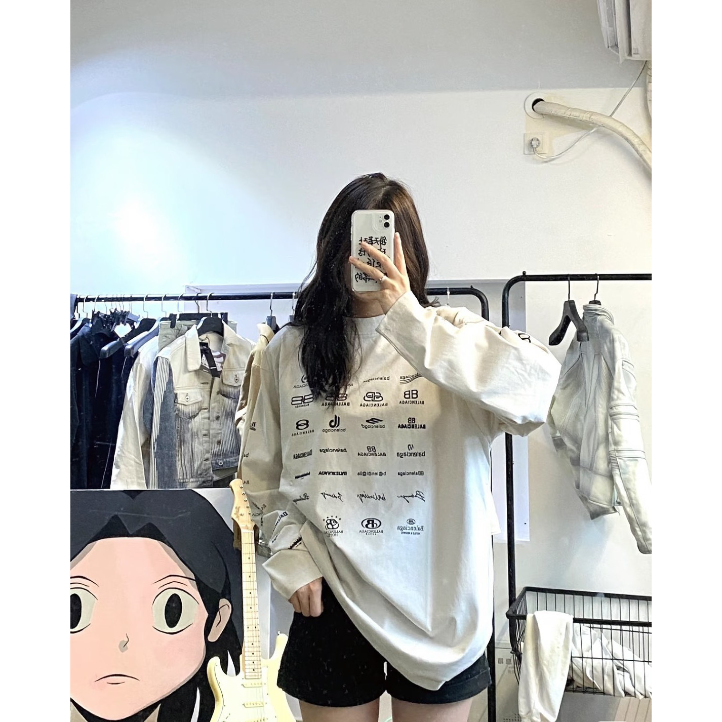 <p>BALENCIAGA logo印花长袖(白)</p>