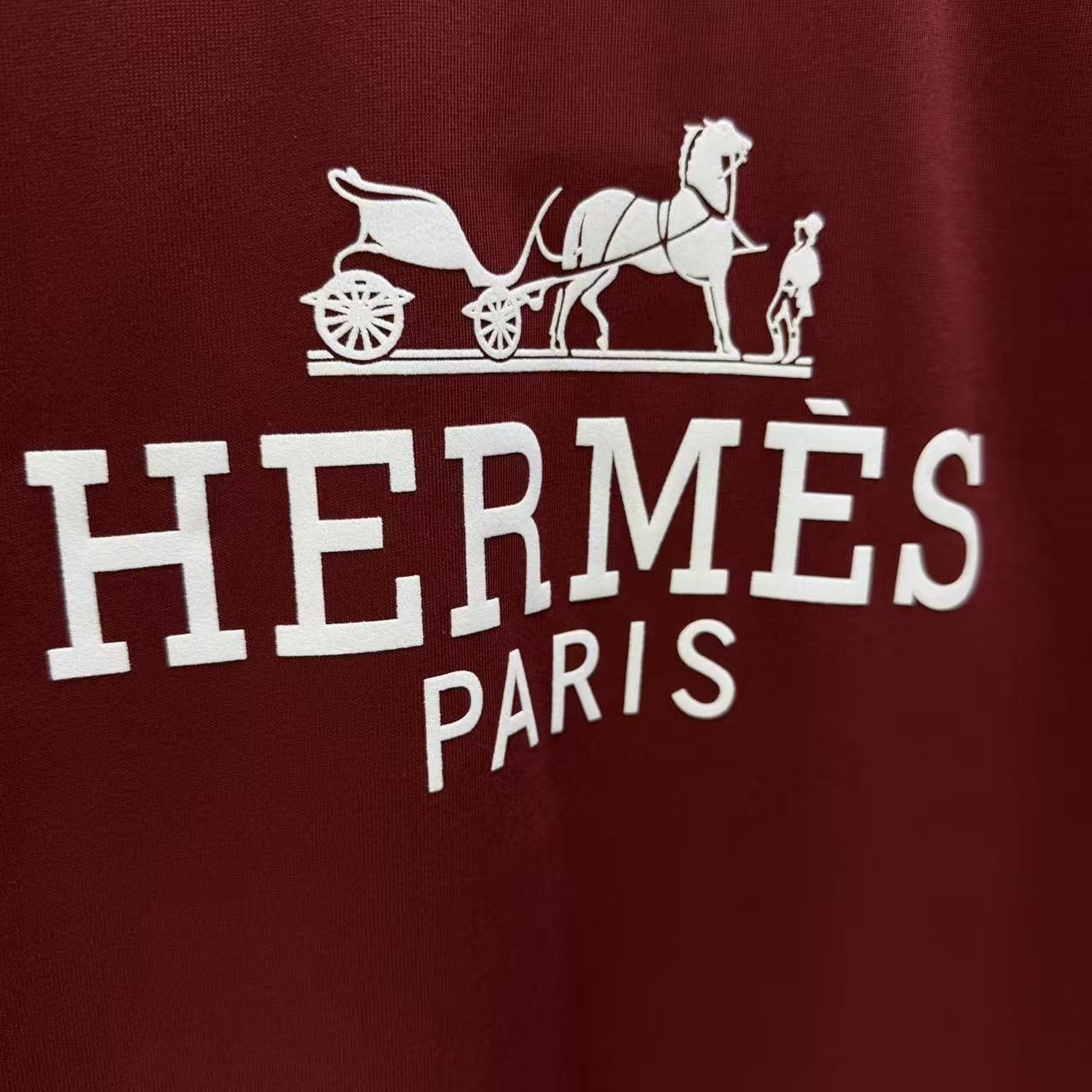 <p>HERMES 短袖T恤(深紅)</p>