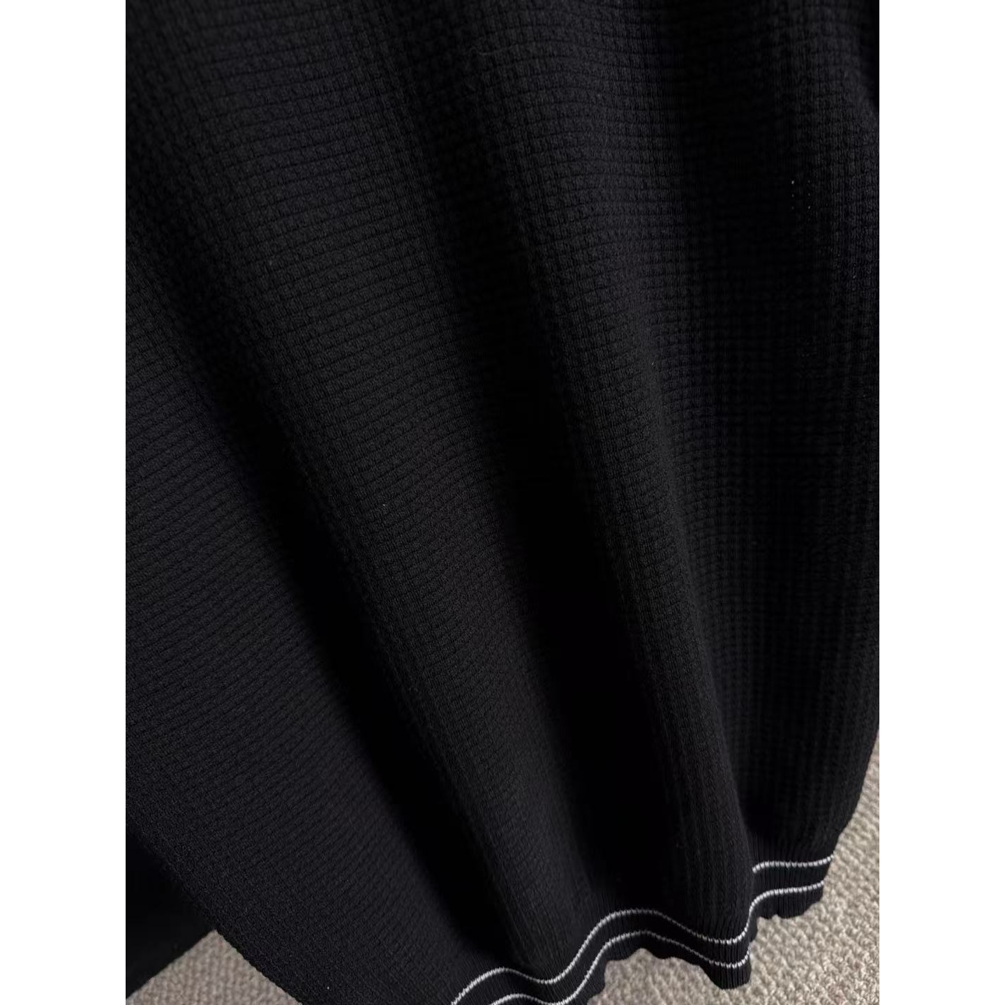 <p>DIOR 夏季新款短袖T恤(黑)</p>