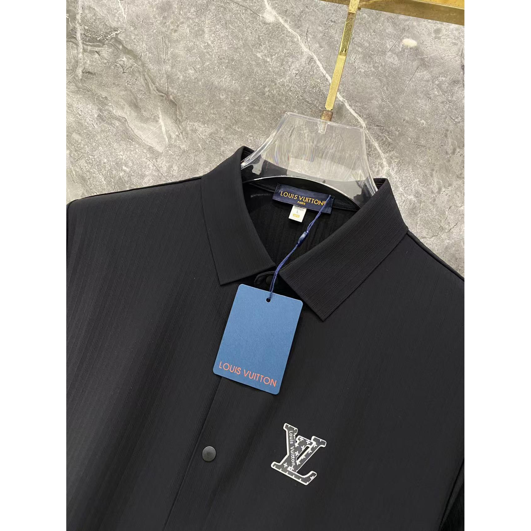 <p>LV 秋冬长袖Polo(782987)</p>