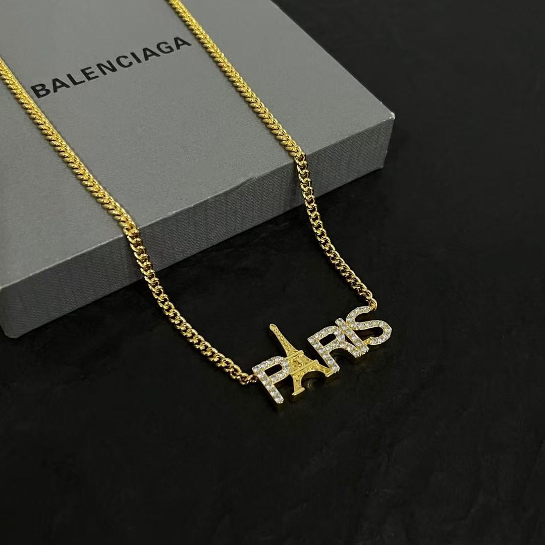 <p>Balenciaga 复古项链</p>