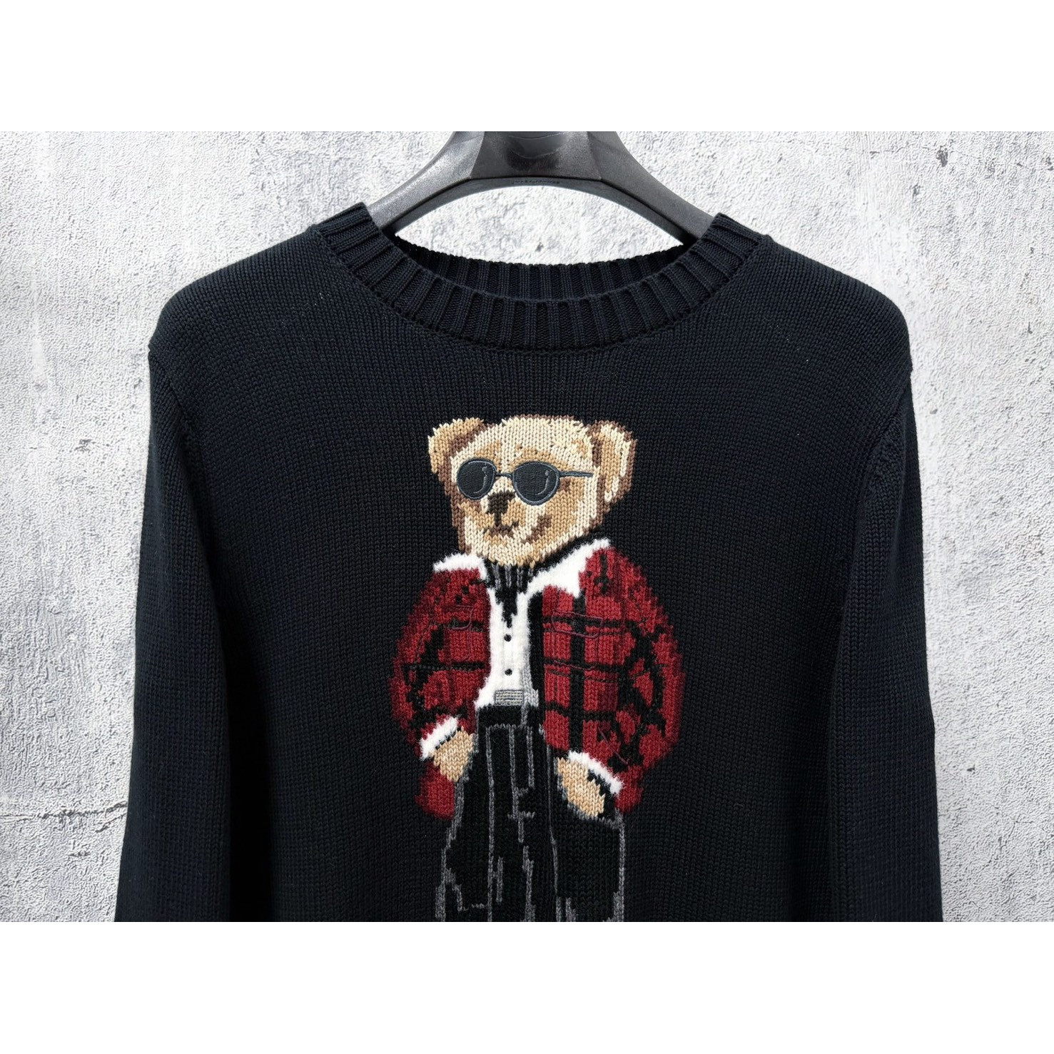 <p>Ralph Lauren 宽松版棉圆领针织衫(黑)</p>
