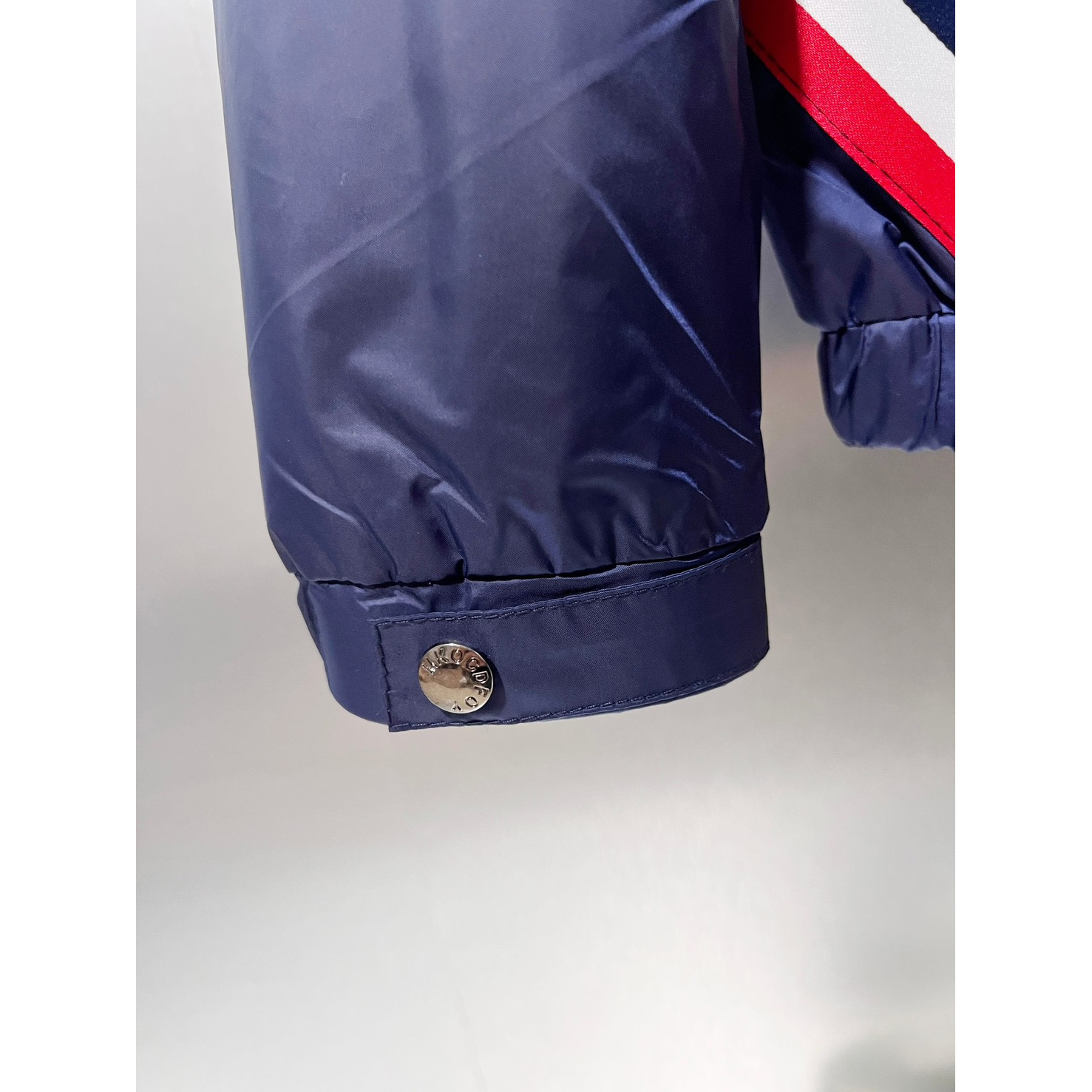 <p>MONCLER 夹克外套(藍)</p>