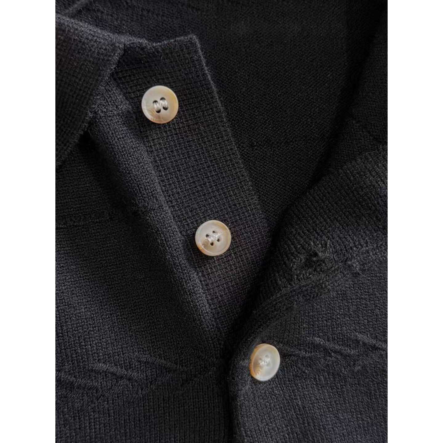 <p>BURBERRY 秋冬官网最新毛衣(黑)</p>