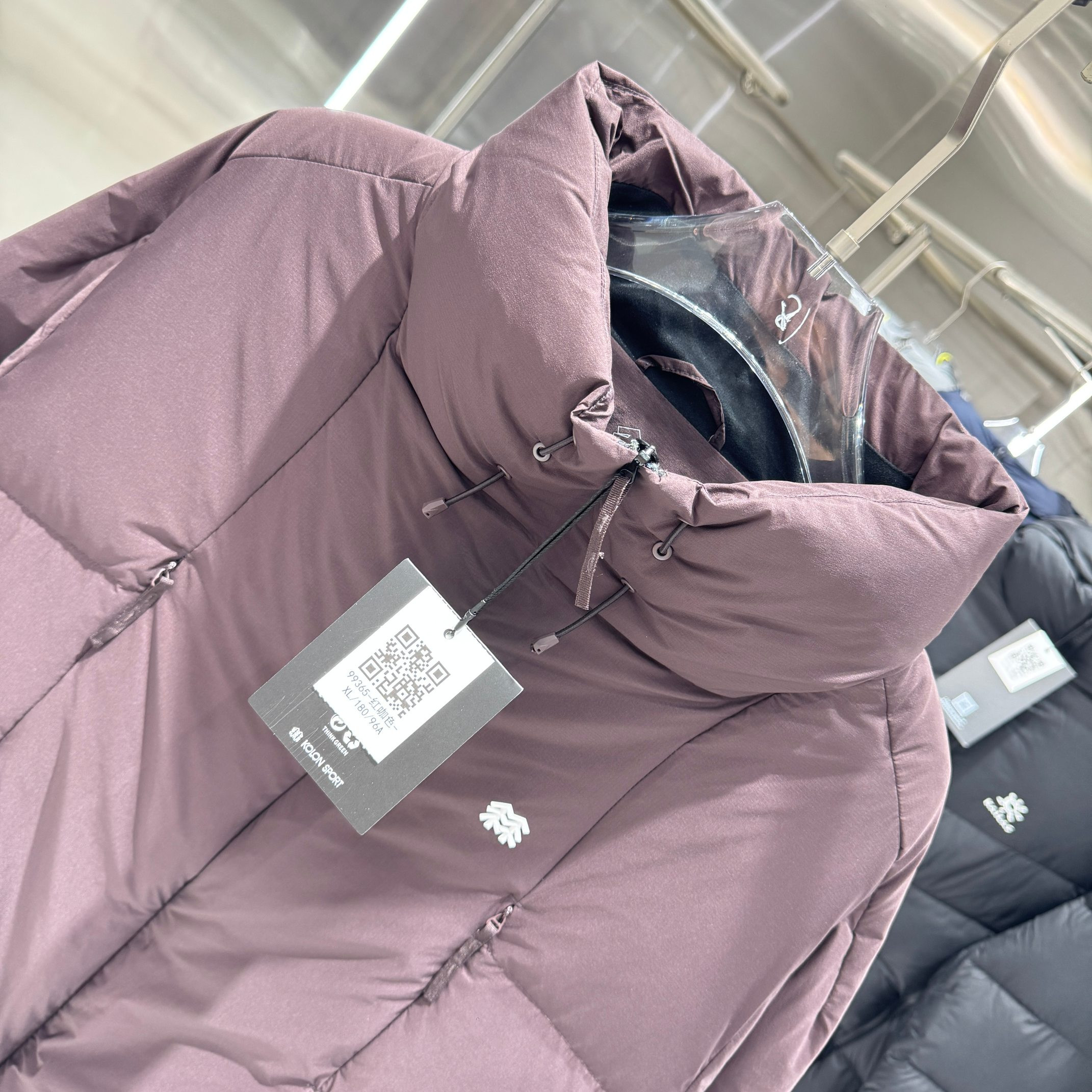 <p>KOLON SPORT 鹅绒羽绒服</p>