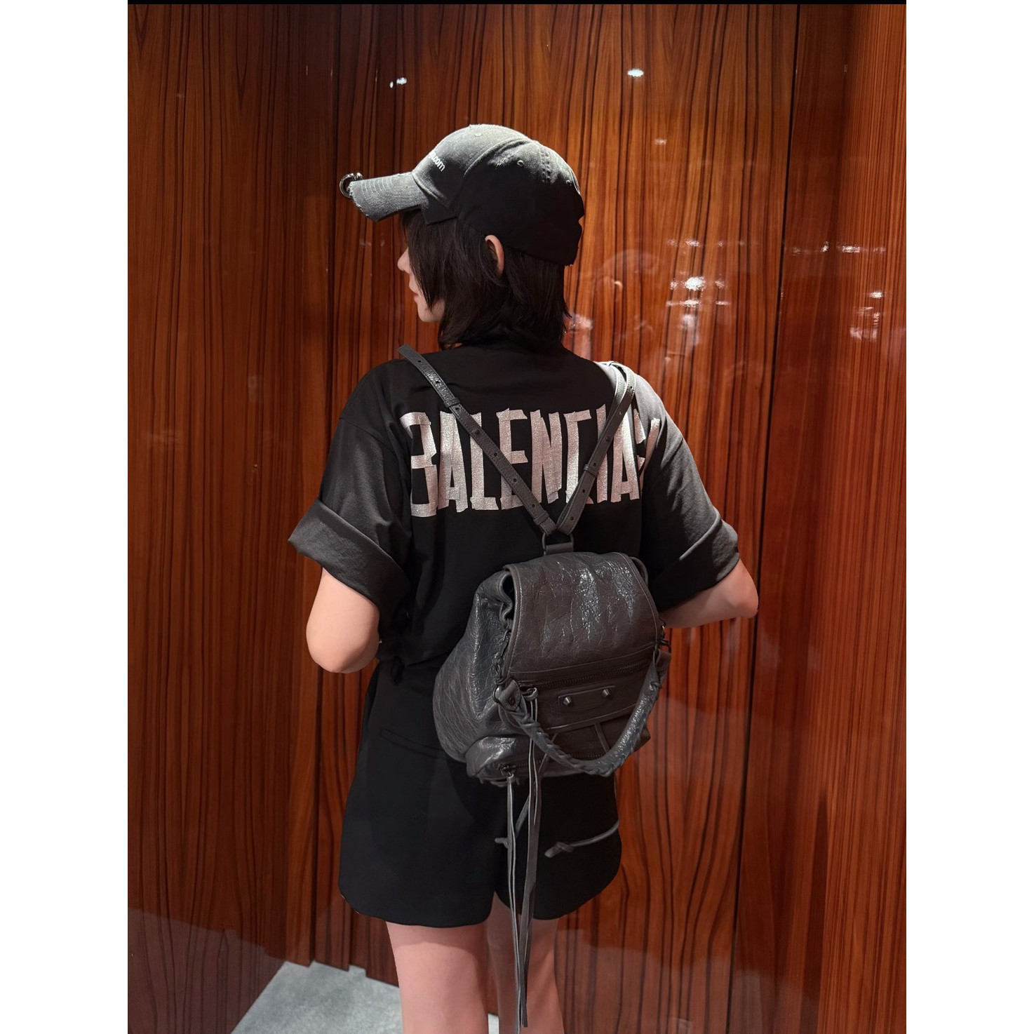 <p>Balenciaga 字母短袖T恤</p>