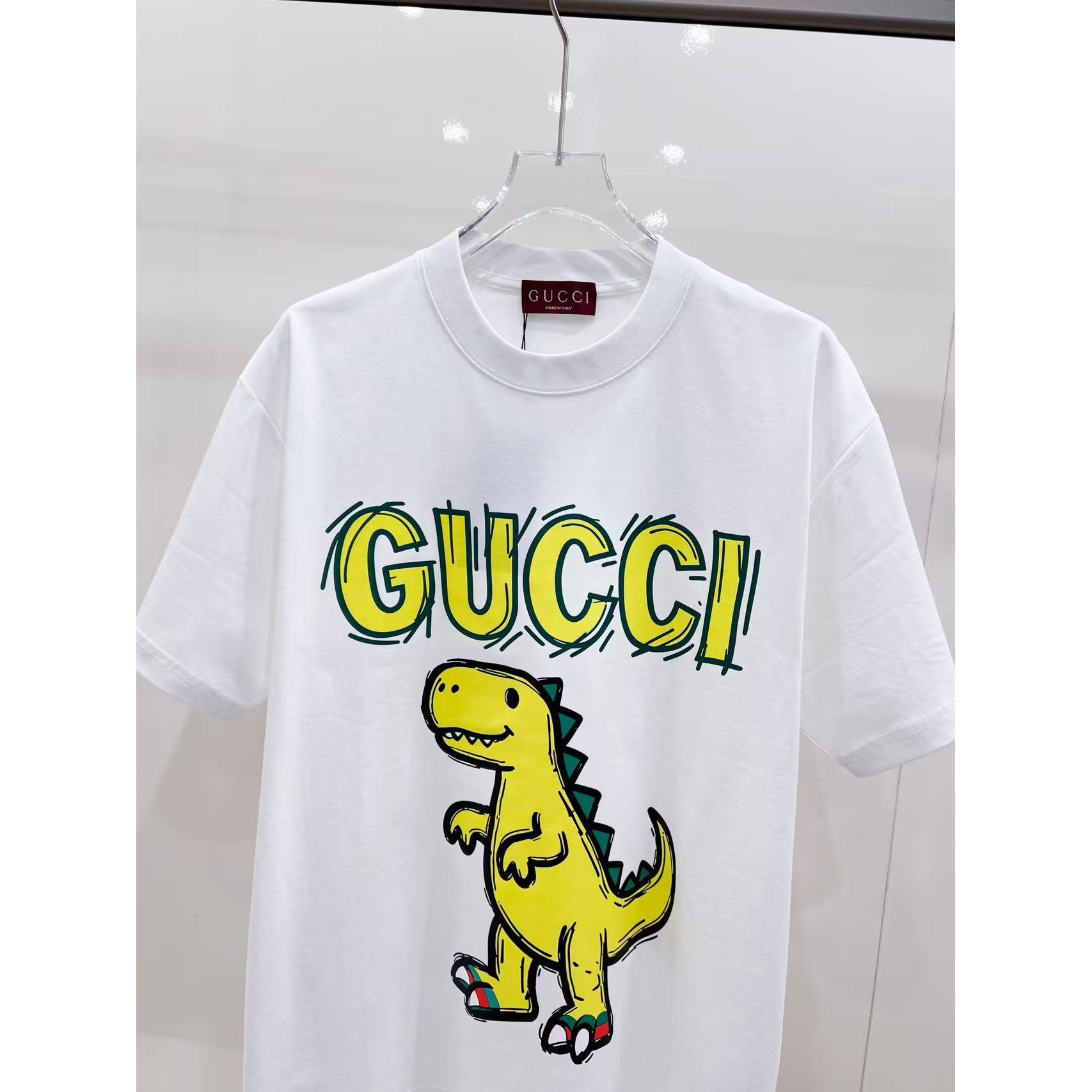 <p>GUCCI 卡通恐龙印花短袖t恤(白)&nbsp;</p>