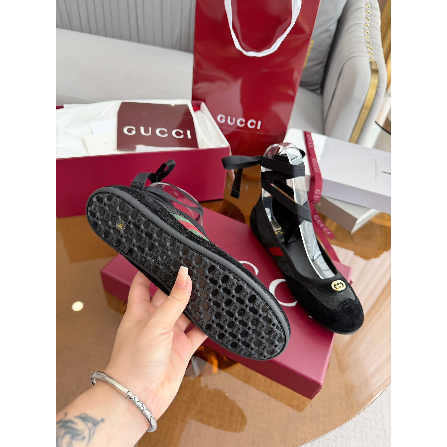 <p>GUCCI 驾车便鞋&amp;舞蹈鞋(黑)</p>