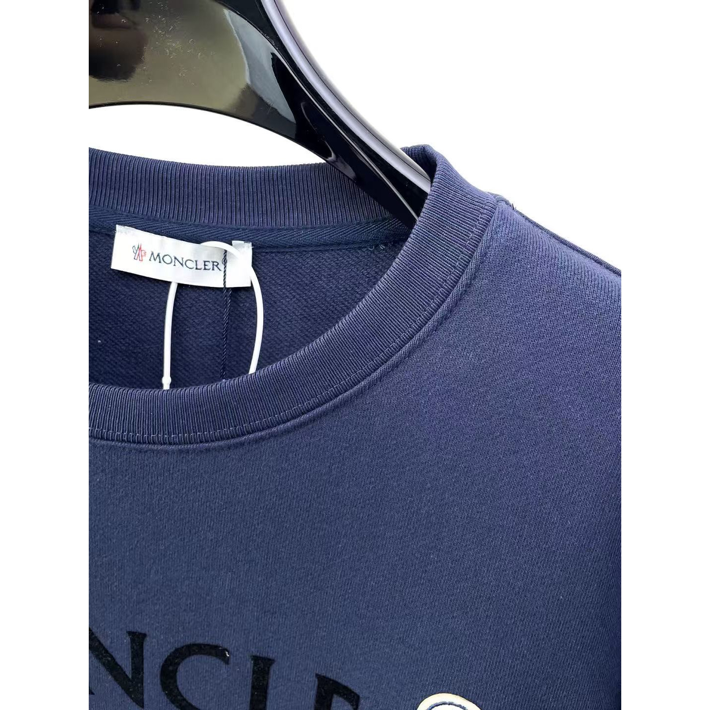 <p>MONCLER 圆领卫衣(藍)</p>