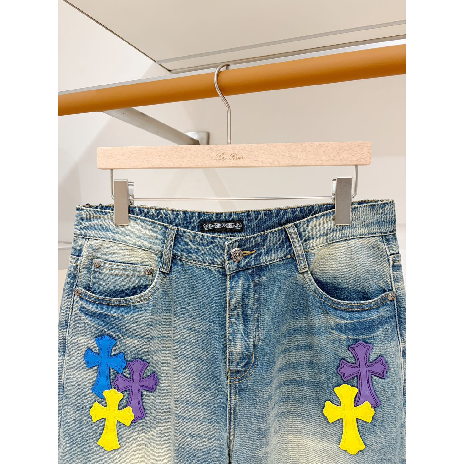<p>CHROME HEARTS 新款牛仔裤</p>