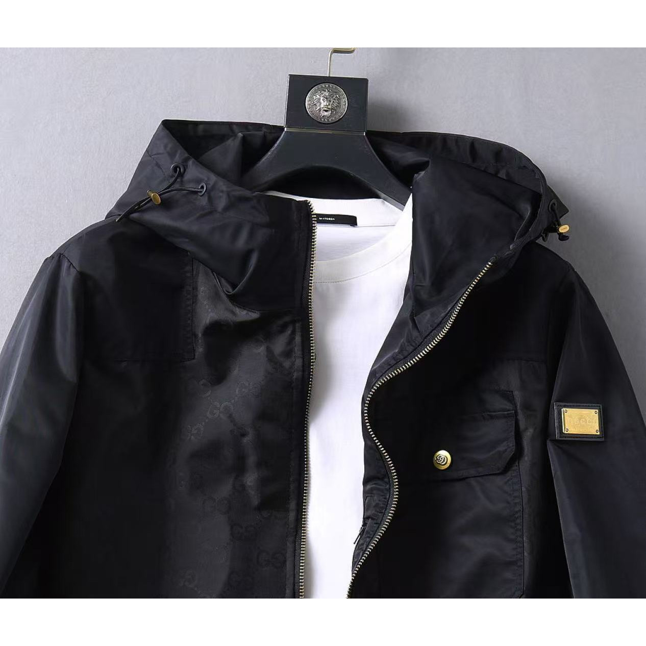 <p>GUCCI&nbsp;男士夹克外套(黑)</p>