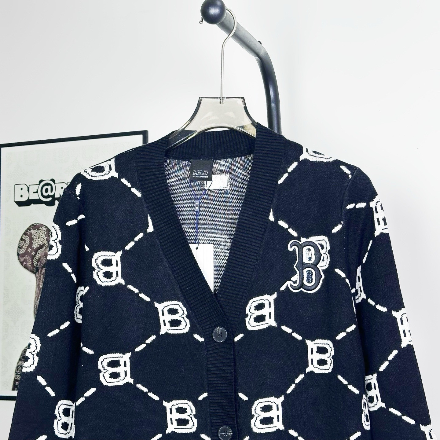 <p>MLB 针织B字刺绣百搭毛衣(黑MG33)</p>