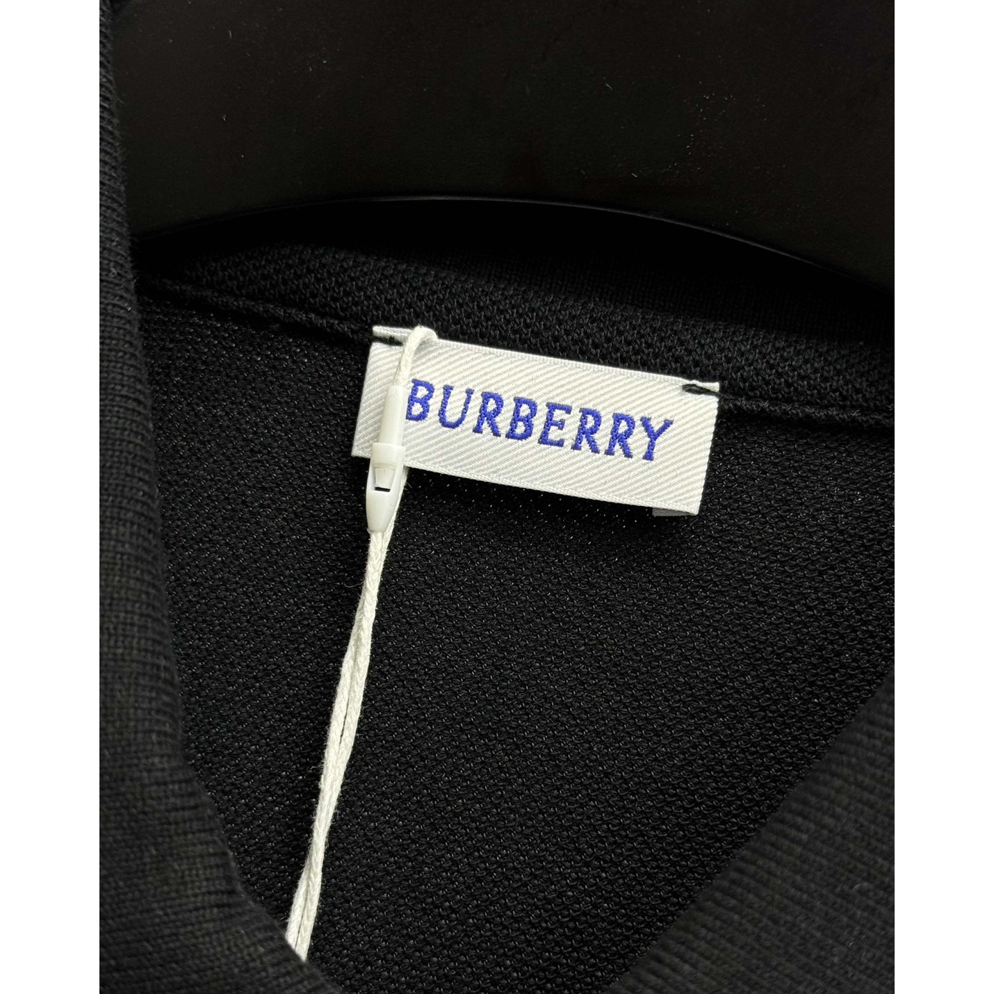 <p>BURBERRY 短袖翻领polo衫(黑)</p>