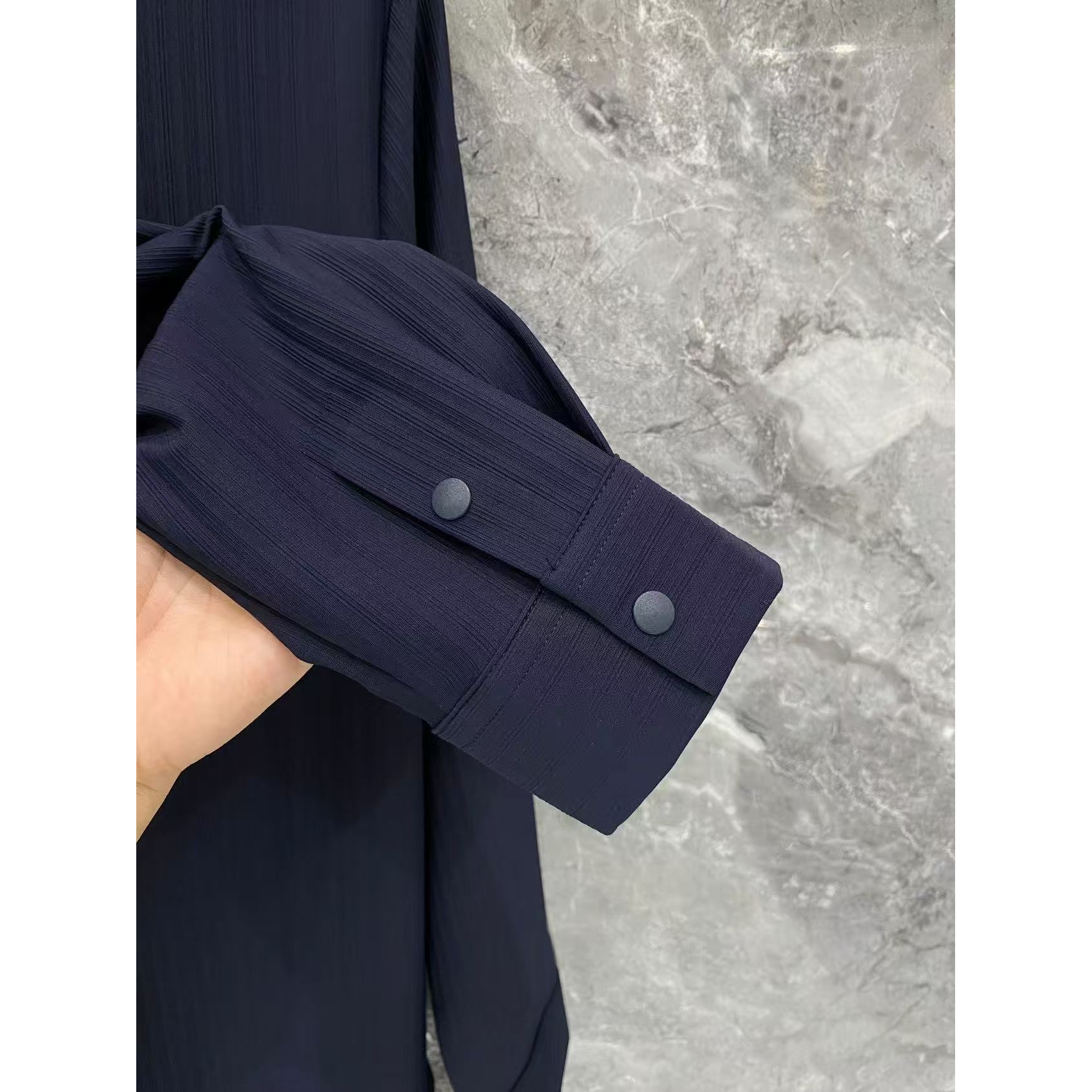 <p>Prada 秋冬长袖Polo(783011)</p>