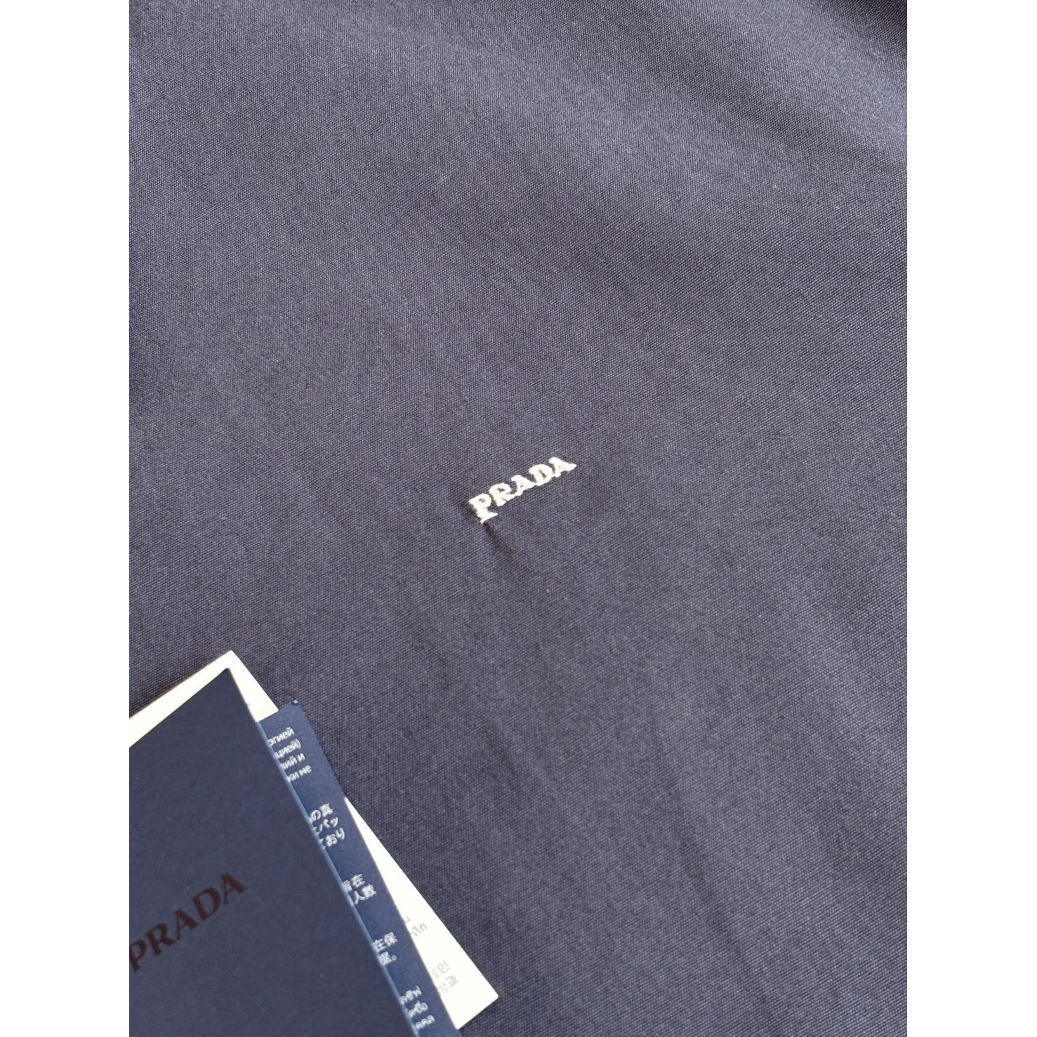 <p>PRADA&nbsp;典哈林顿英伦风绅士棉质夹克外套</p>