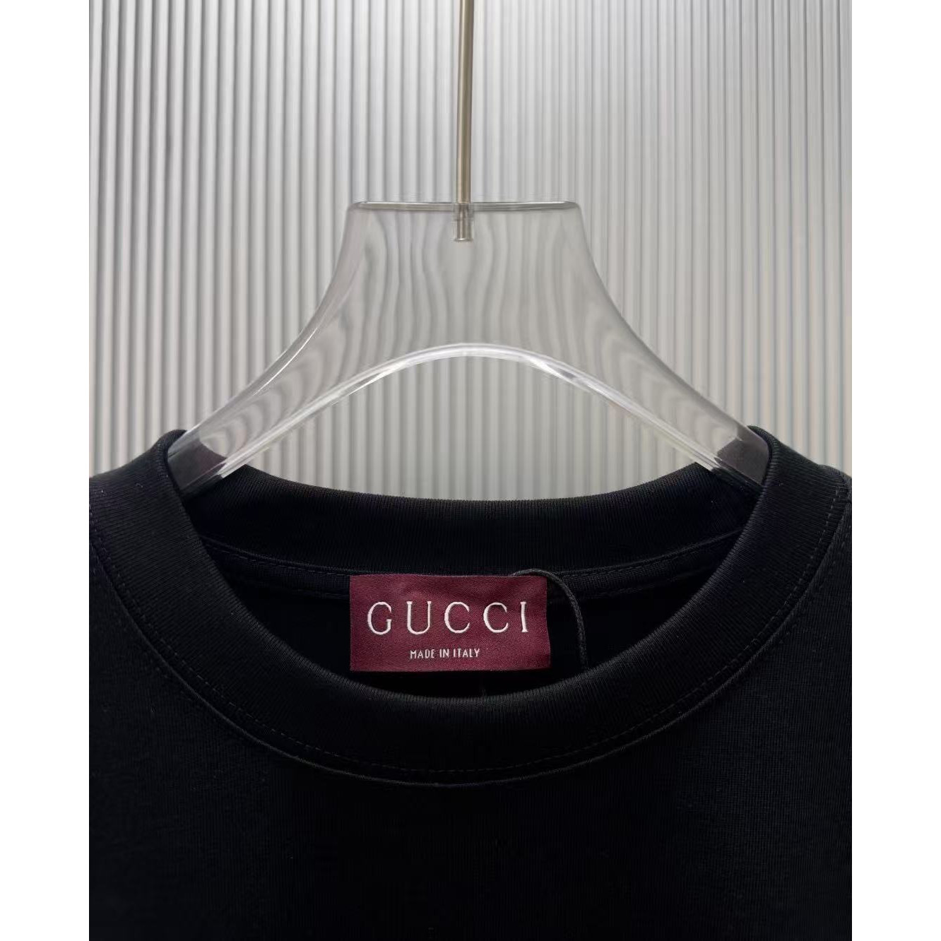 <p>GUCCI&nbsp;长袖卫衣T恤(黑)</p>