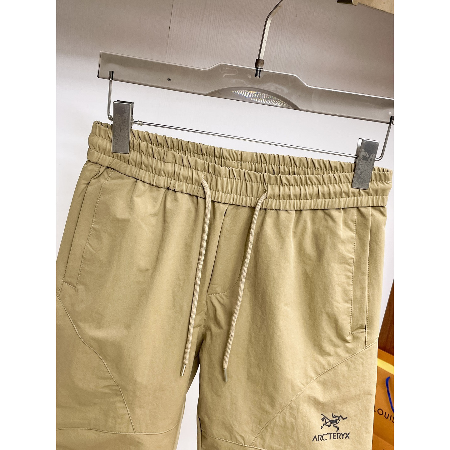 <p>Arc'teryx 休闲短裤(卡其)</p>