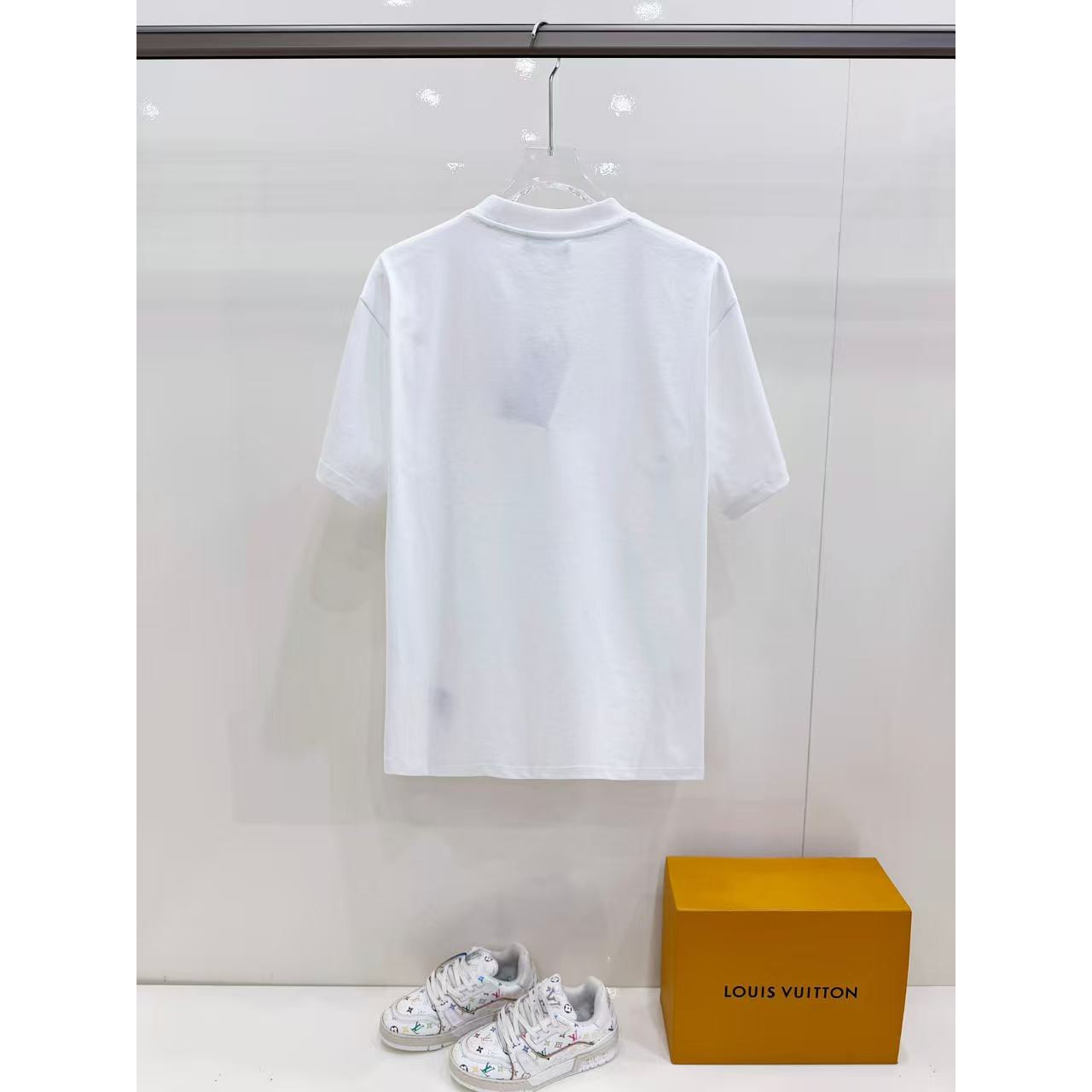 <p>&nbsp;GUCCI logo字母印花短袖T恤(白)&nbsp;</p>