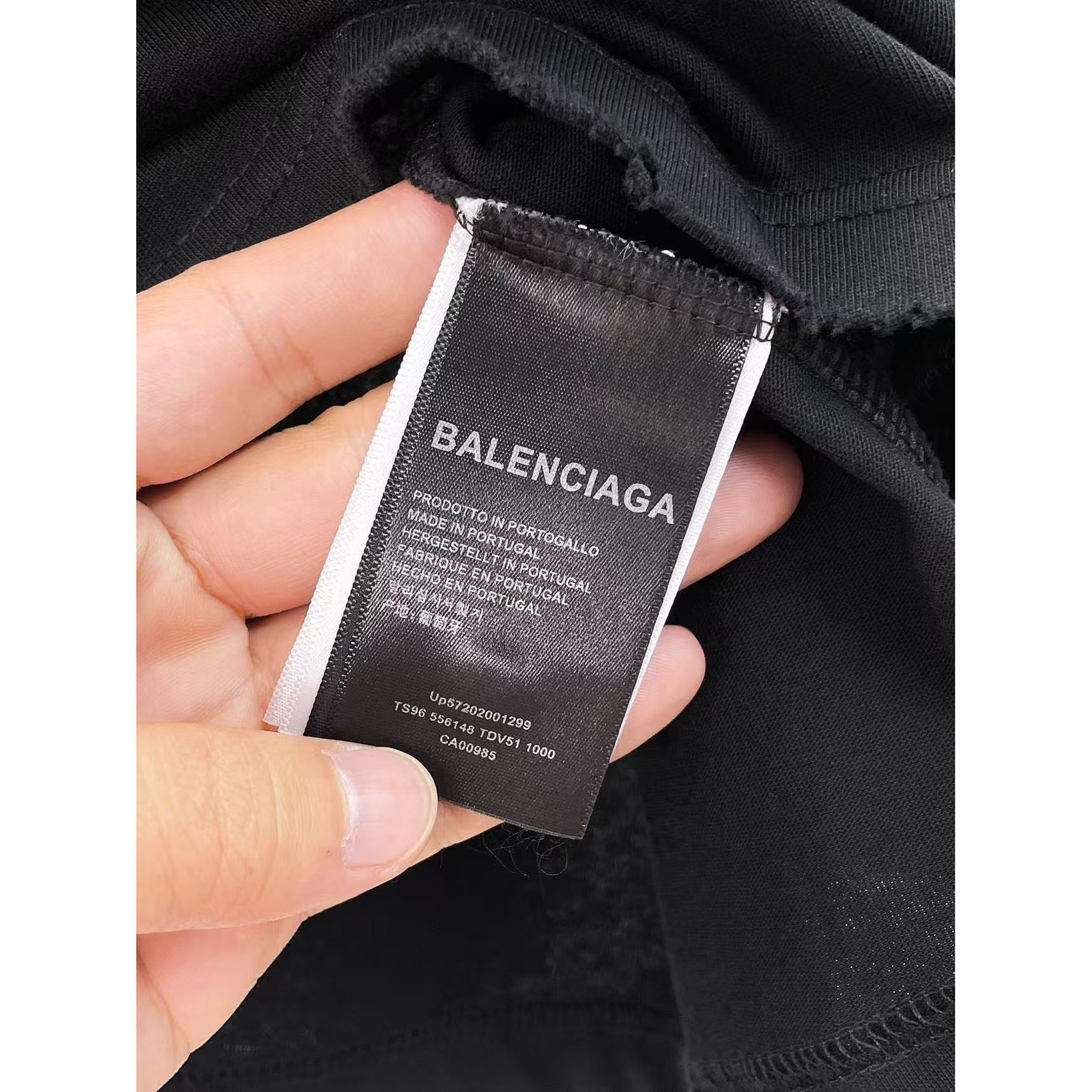 <p>Balenciaga 专柜新款短袖T恤(黑)</p>