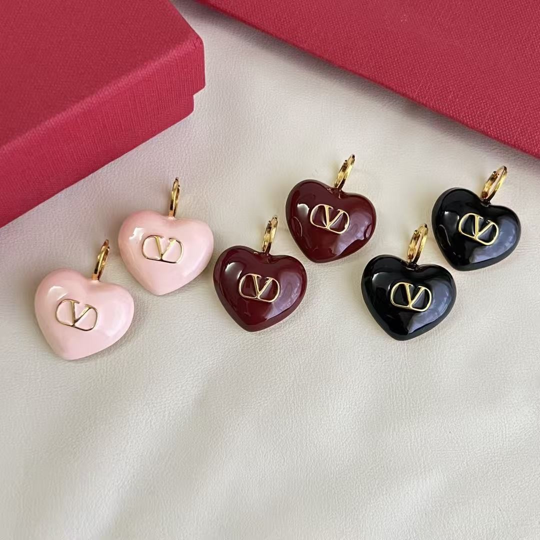 <p>Valentino 耳环</p>