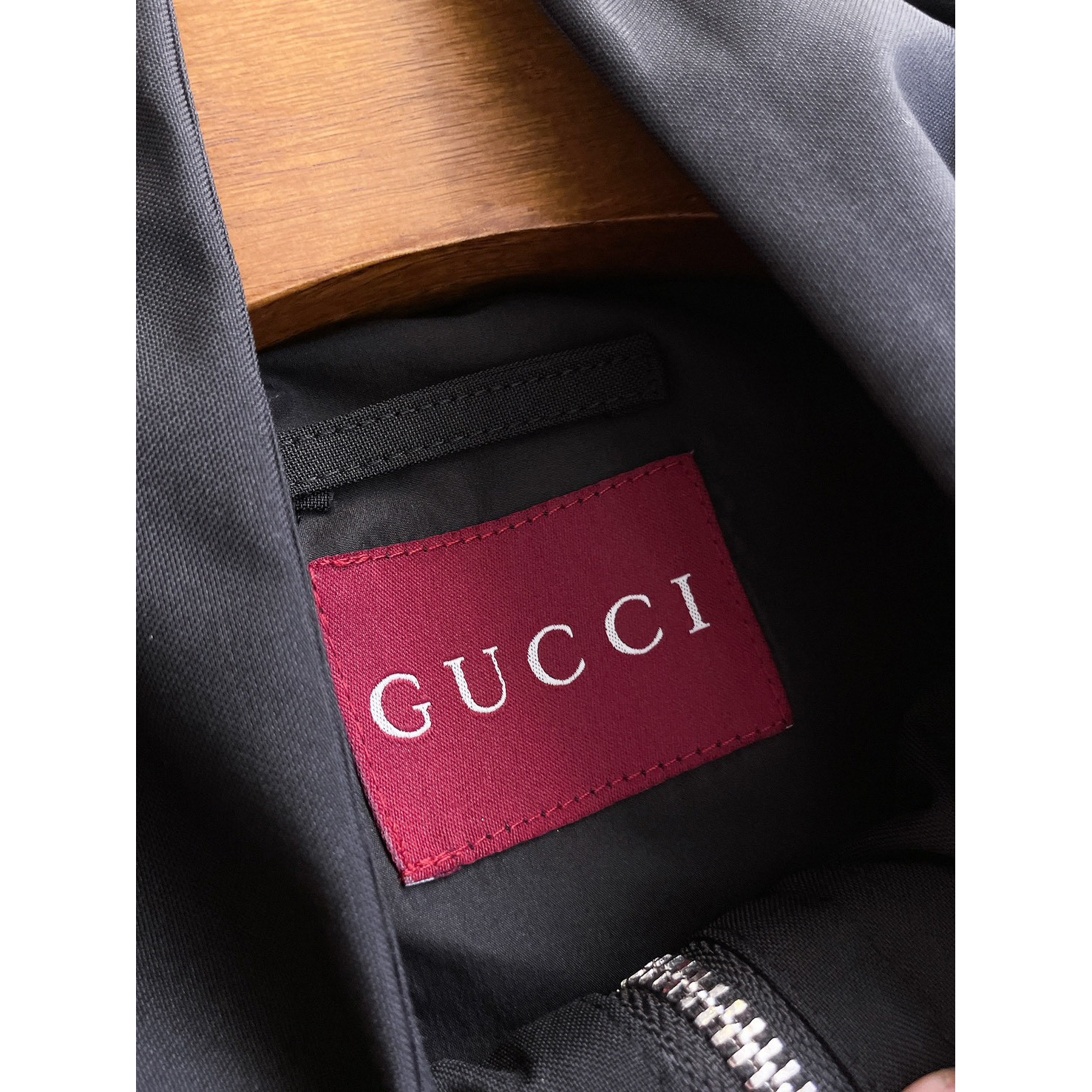 <p>GUCCI 男士夹克外套(黑)</p>