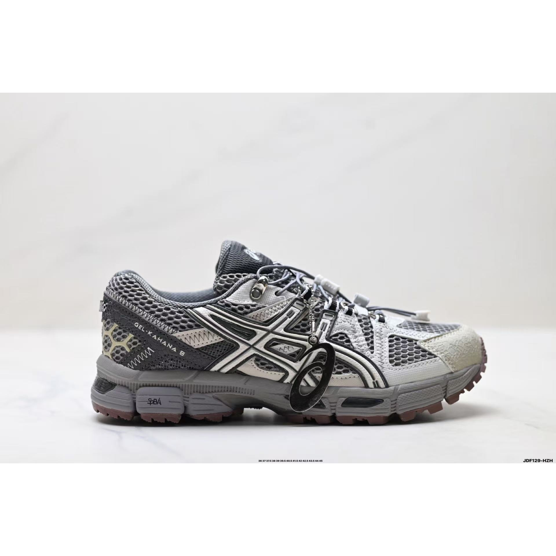 <p>Asics Gel-Kahana 8 FL&nbsp; 经典户外跑鞋(灰)</p>
