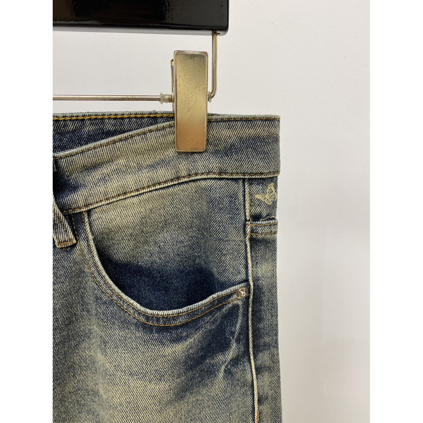 <p>DIOR 休闲牛仔裤</p>