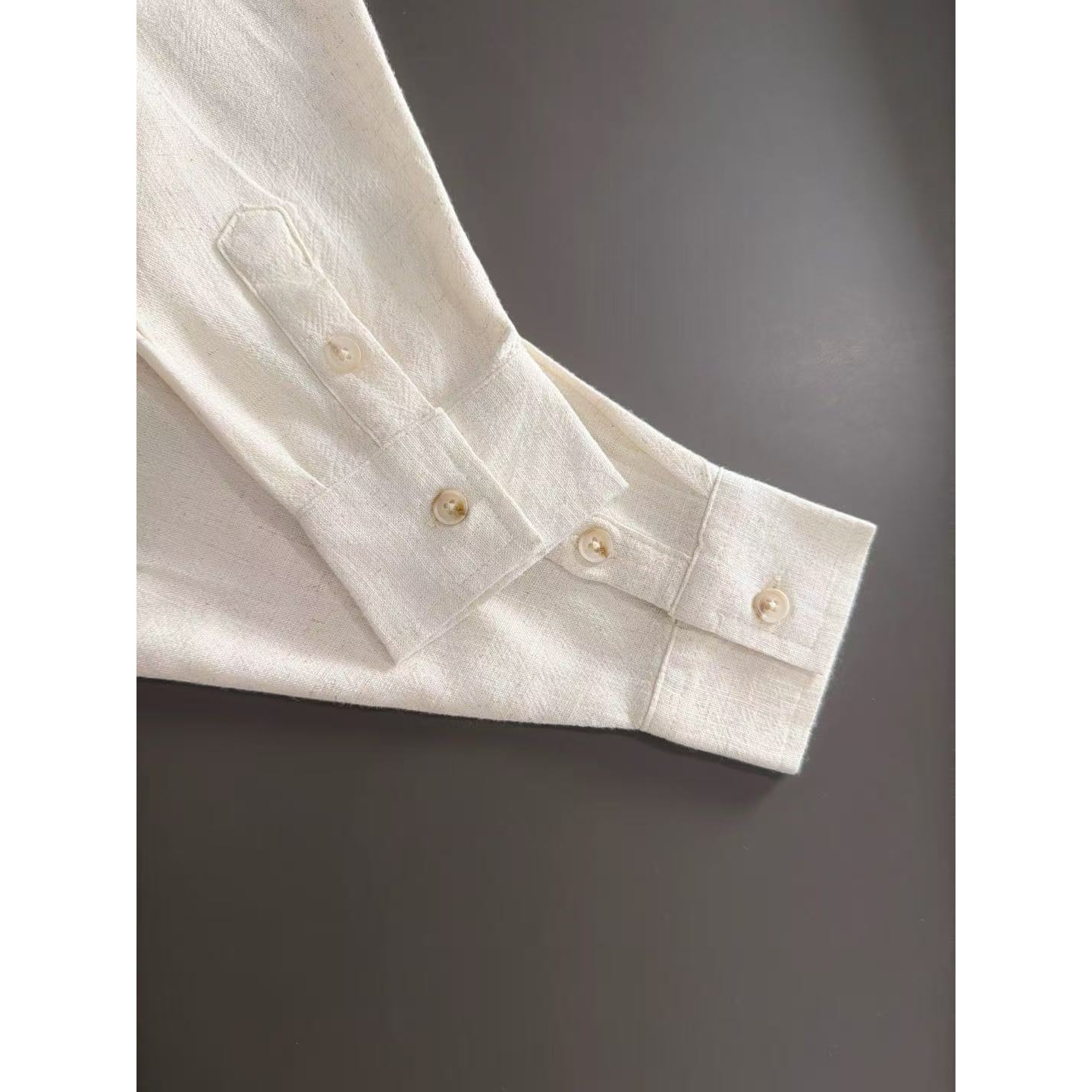 <p>BURBERRY 亚麻衬衫套装(米白)</p>