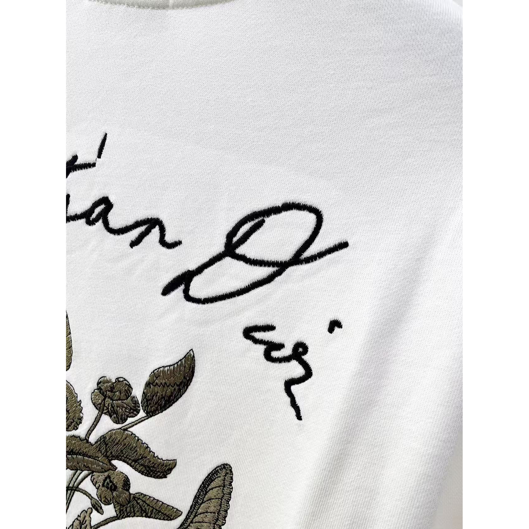 <p>DIOR 圓領長袖T恤(白)</p>