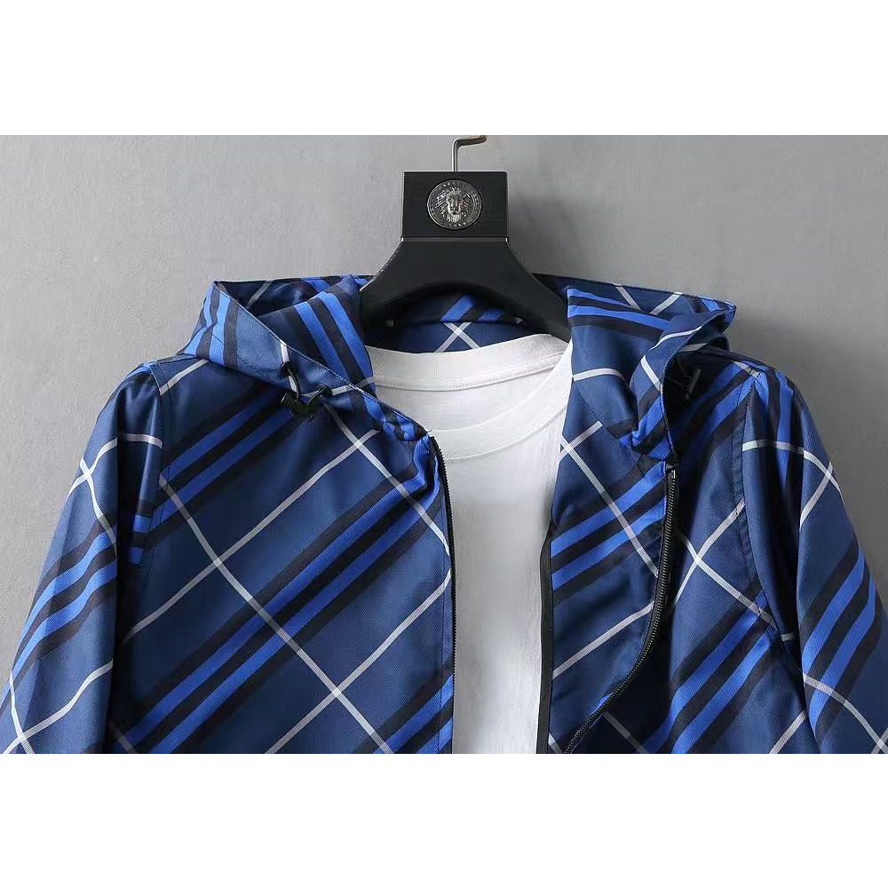 <p>BURBERRY 男士夹克外套(800860)</p>