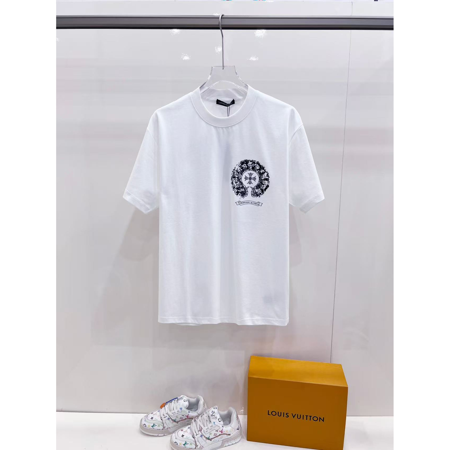 <p>CHROME HEARTS 短袖圆领T恤(白)</p>
