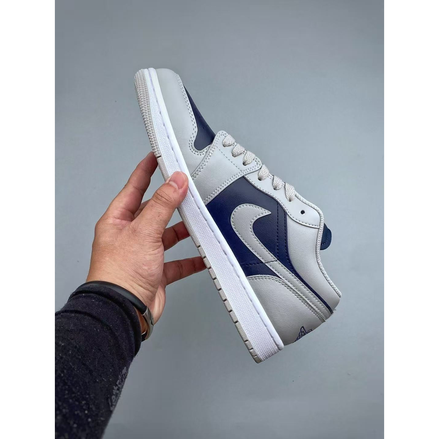 <p>K版 Nike AIR JORDAN 1LOW G &nbsp;AJ1 休闲板鞋</p>