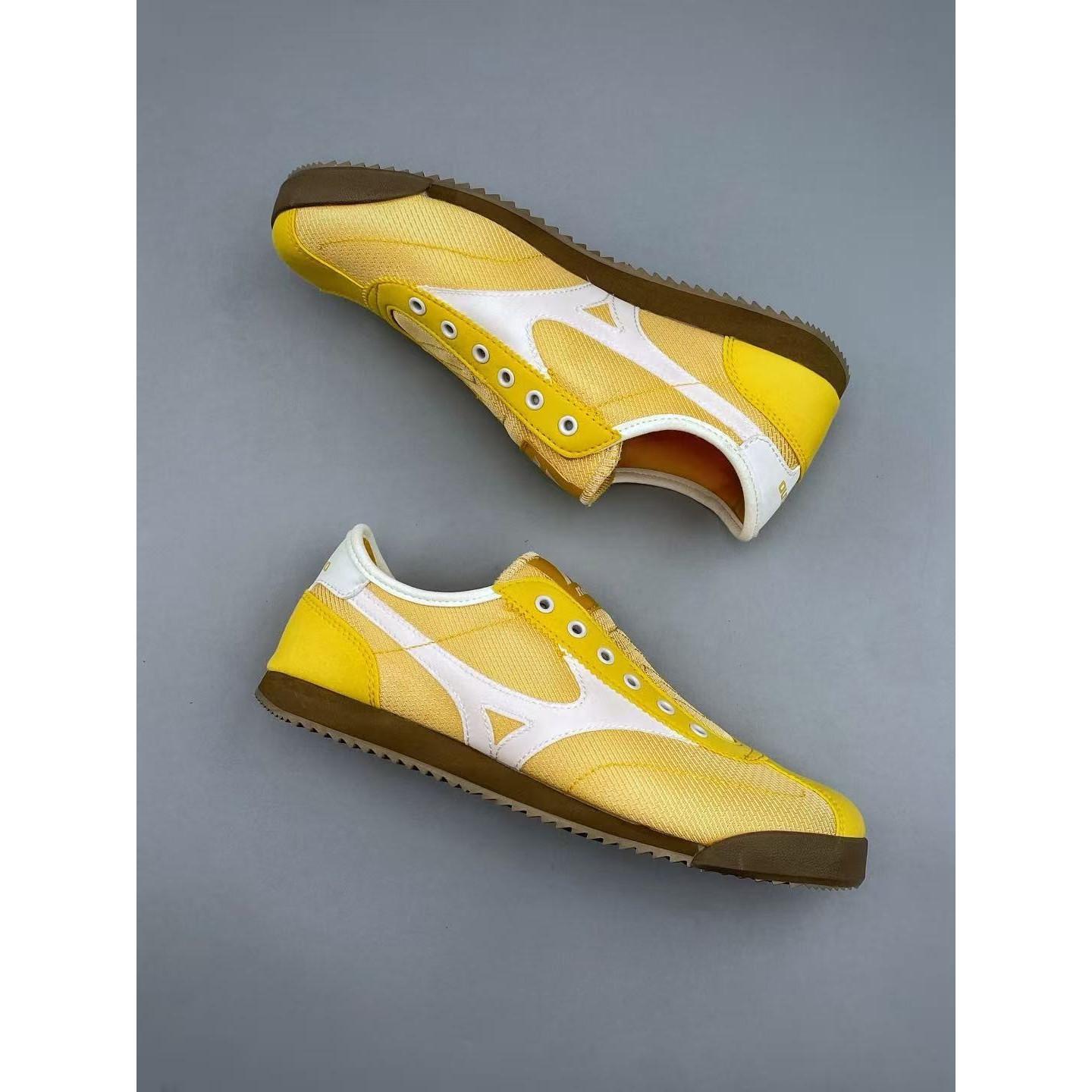 <p>Mizuno LG 生活休闲鞋(黃)&nbsp;</p>