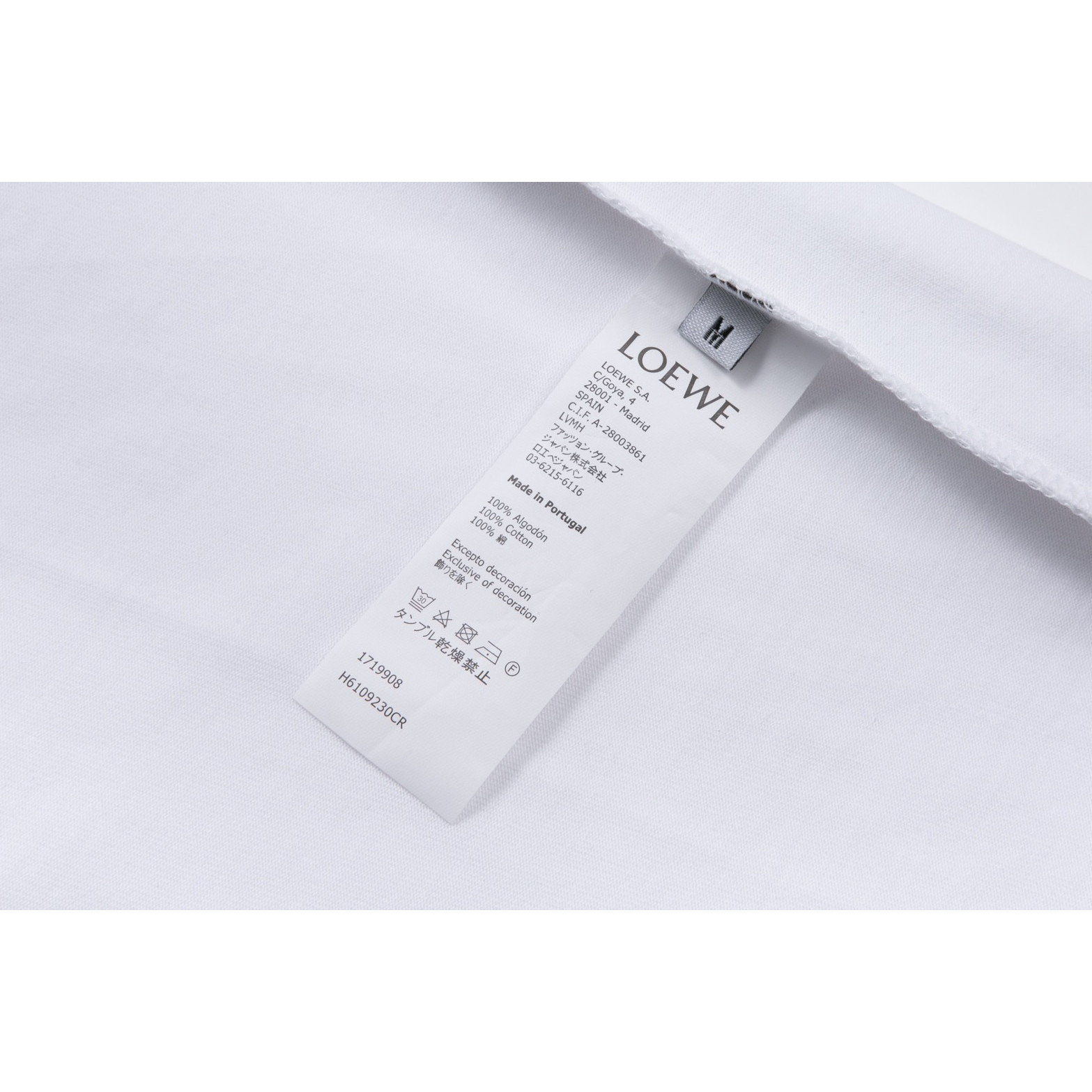 <p>LOEWE &nbsp;logo绣花短袖T恤(白)</p>