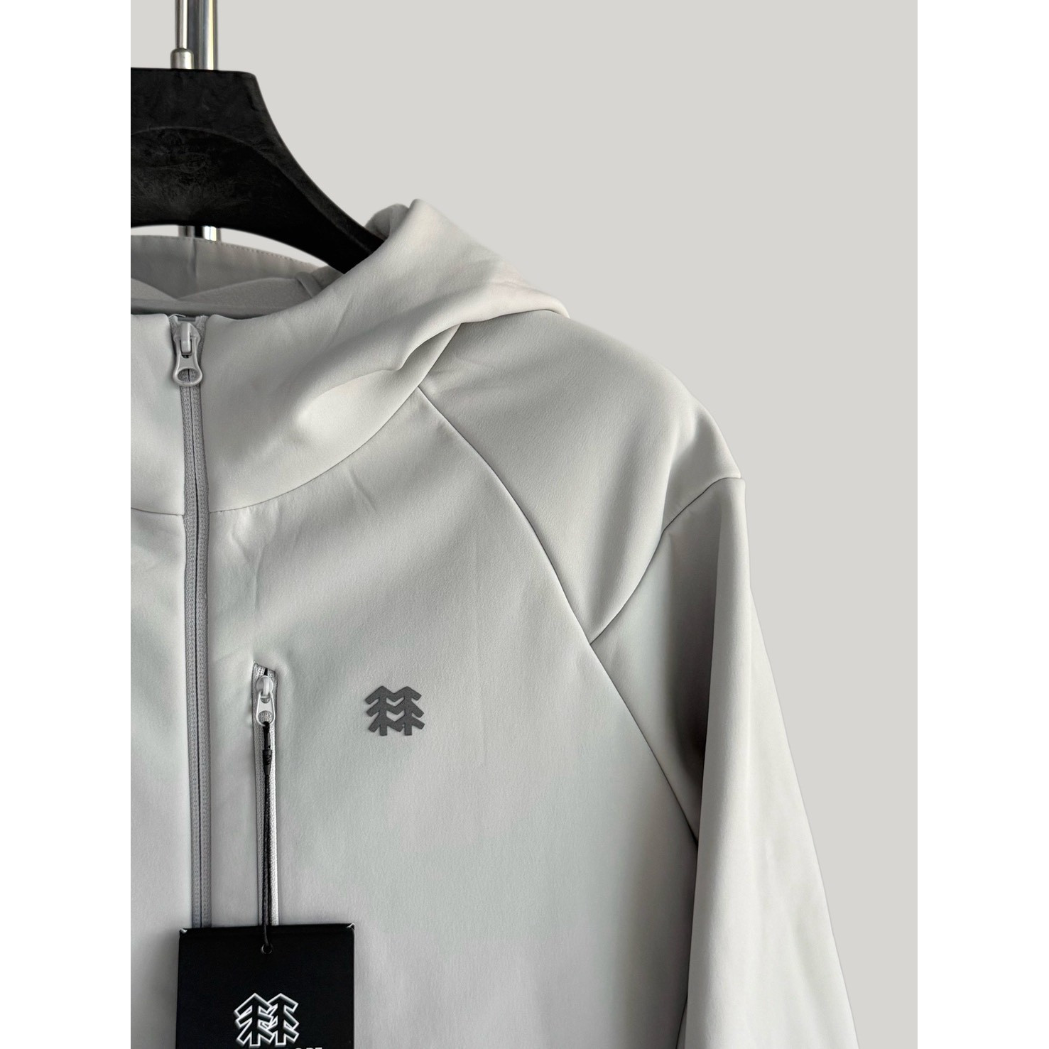 <p>KOLON SPORT 软壳加薄绒冲锋衣(米白)</p>